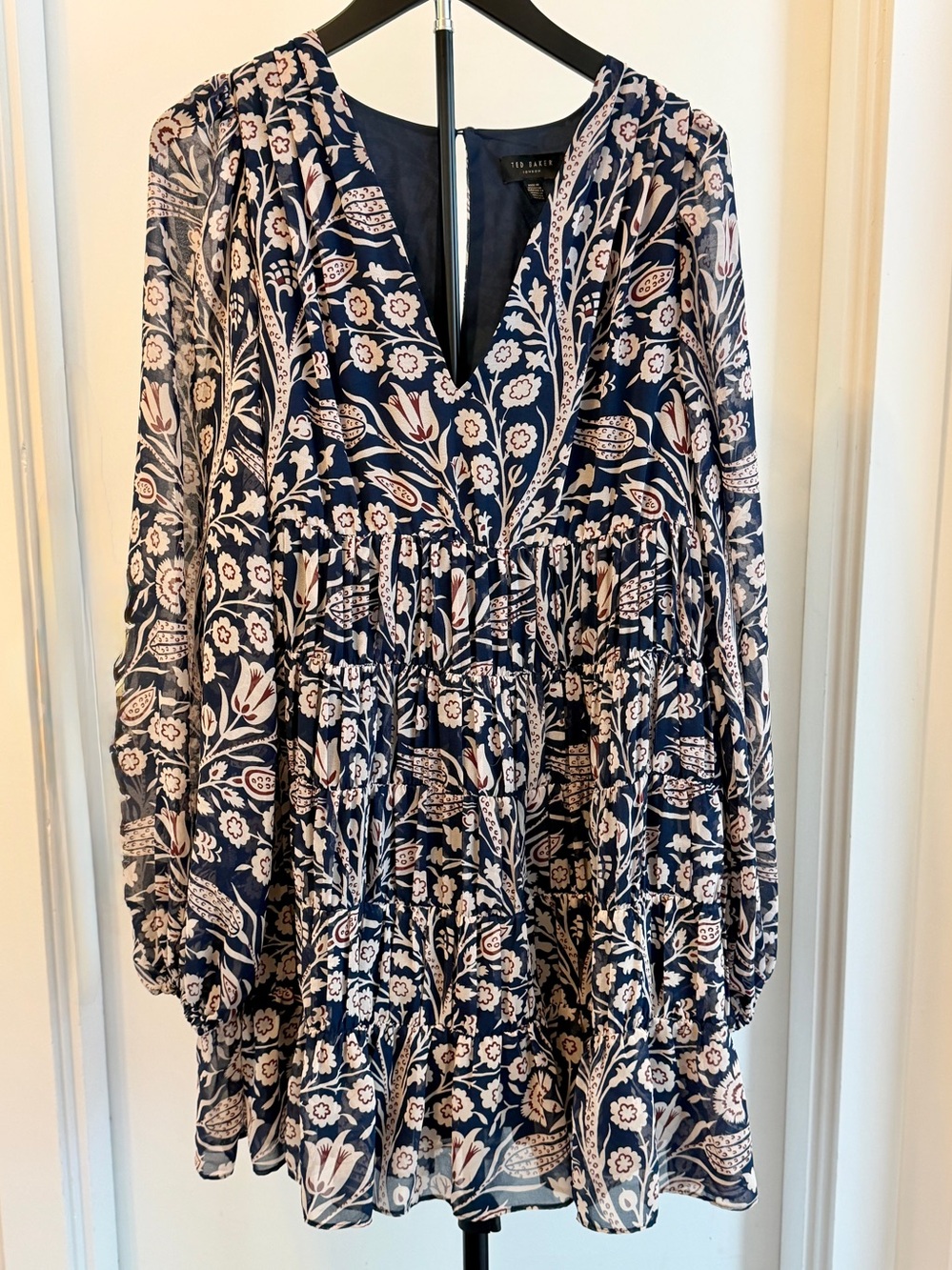 Ted Baker Floral Tiered V-Neck Balloon Sleeve Dress SZ 2